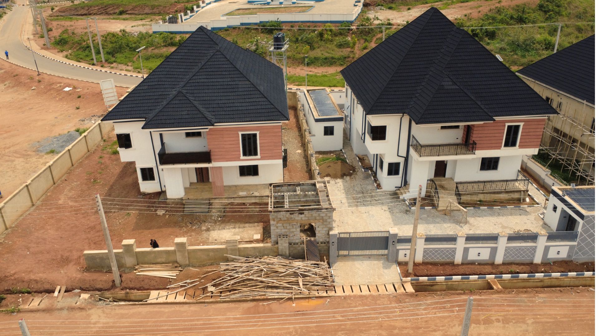 Luxury 5-Bedroom Duplex for Sale in Admiralty Estate, Navy Town, Asokoro – ₦750 Million Luxury 5-Bedroom Duplex